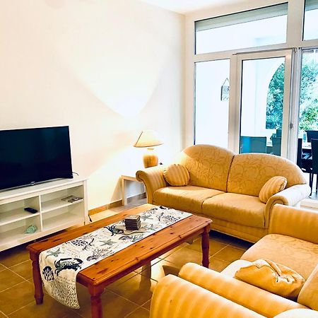 מאנדרה Villa Infinity מראה חיצוני תמונה